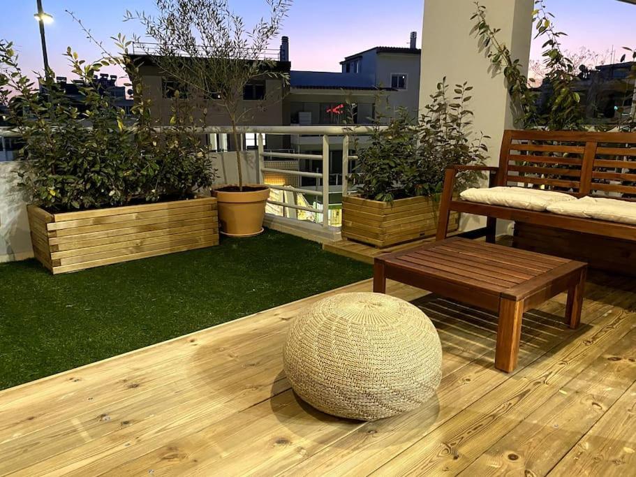 Spacious And Sunkissed 3Br & 2 Bathrooms Apartment أثينا المظهر الخارجي الصورة